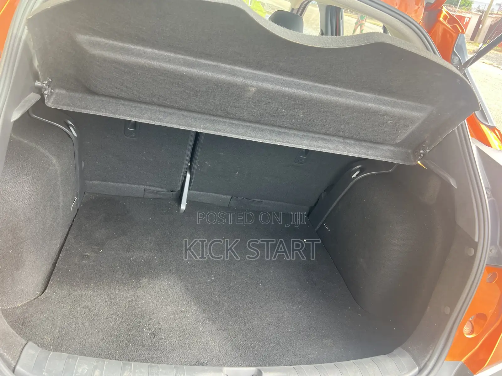 Nissan Kicks S 2019 Orange