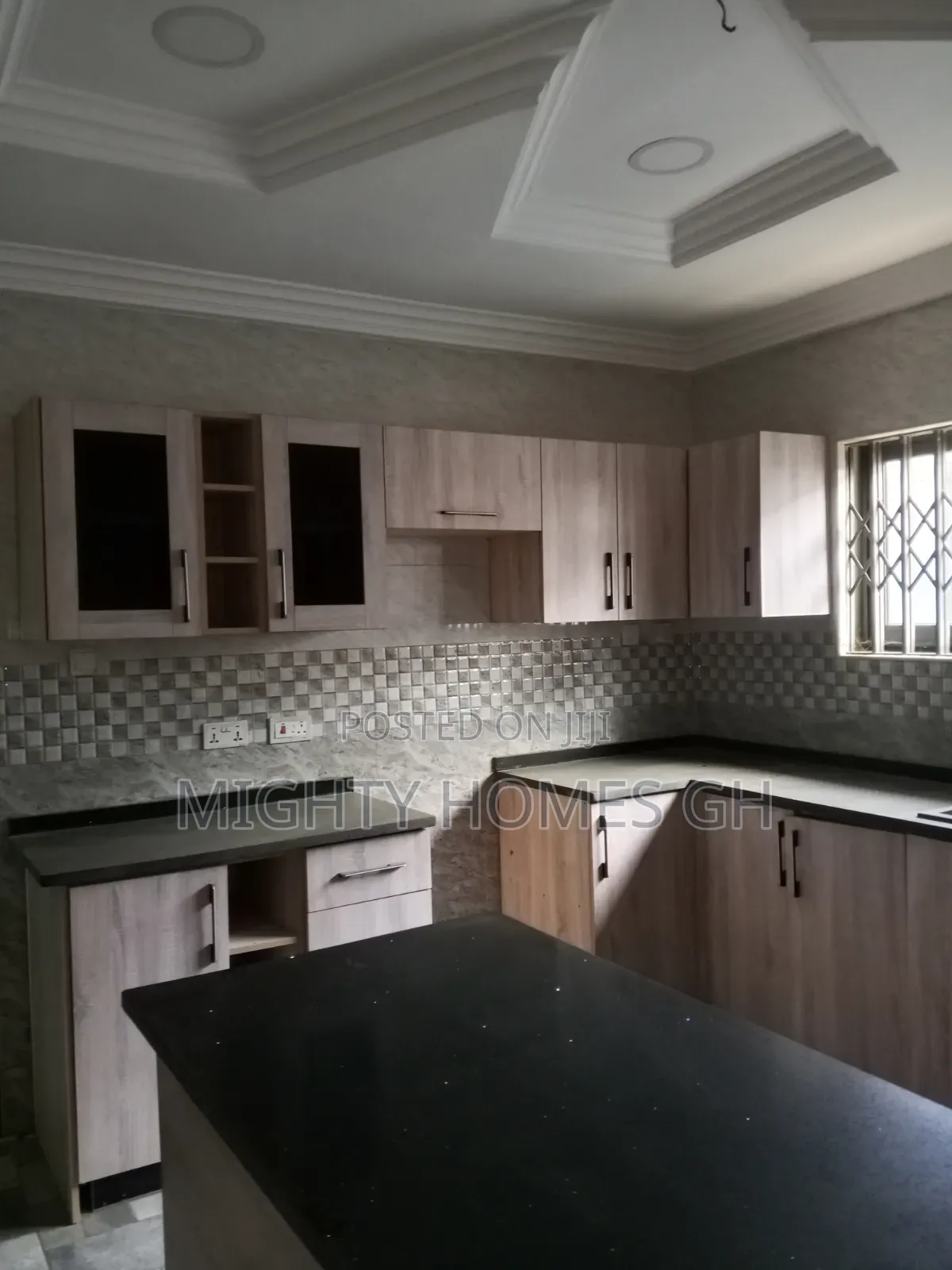 5bdrm House in Mighty Homes, Kasoa for rent