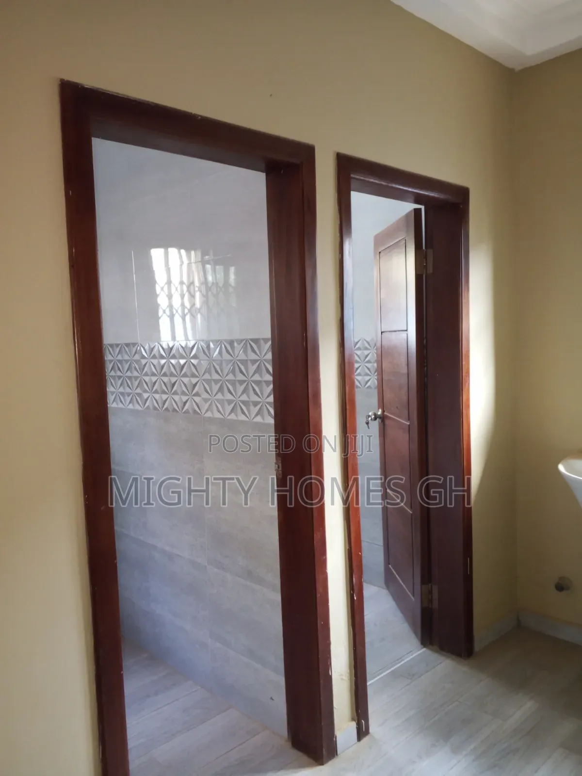 5bdrm House in Mighty Homes, Kasoa for rent