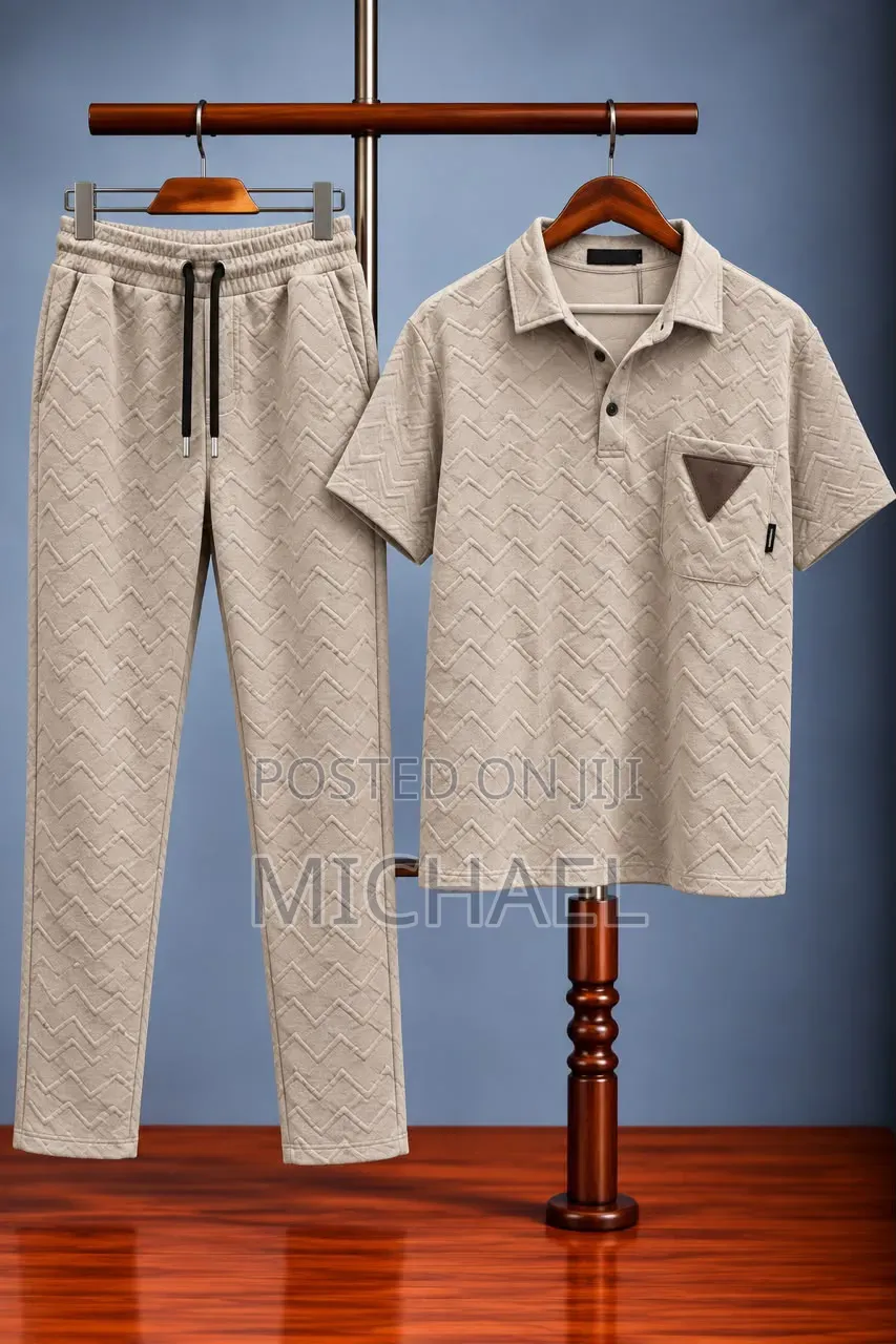 Men’s Casual Short-Sleeve Shirt and Matching Trousers