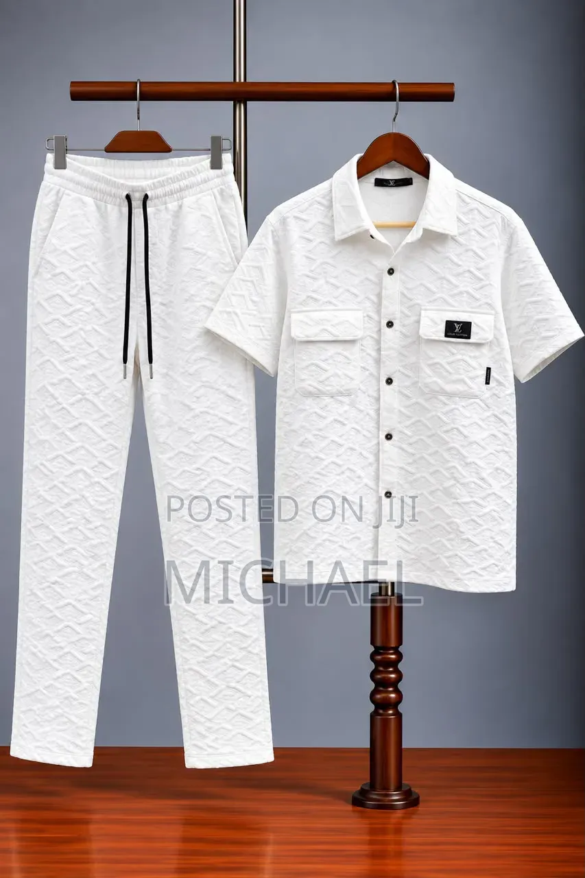 Men’s Casual Short-Sleeve Shirt and Matching Trousers