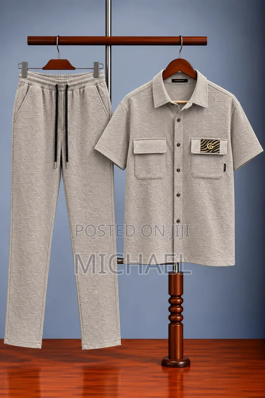 Men’s Casual Short-Sleeve Shirt and Matching Trousers