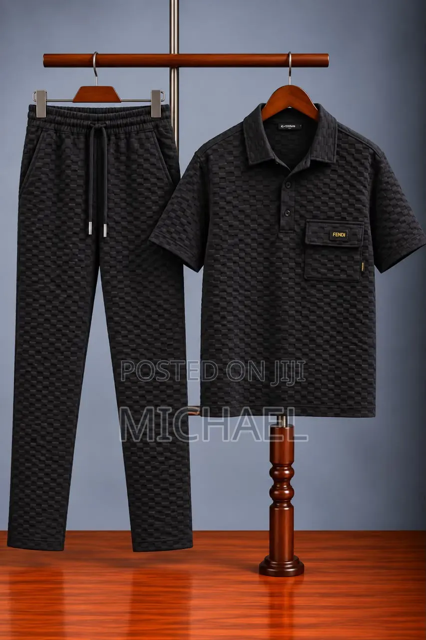 Men’s Casual Short-Sleeve Shirt and Matching Trousers