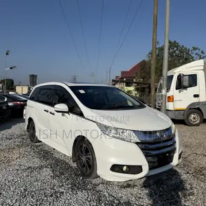 Honda Odyssey 2.4 G 2WD (7 seater) 2018 White