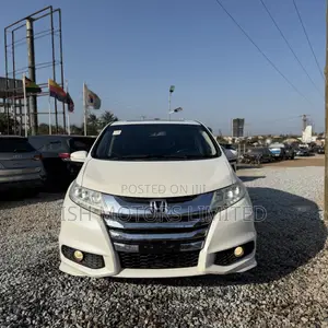 Honda Odyssey 2.4 G 2WD (7 seater) 2018 White