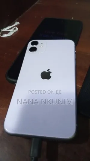 Apple iPhone 11 64 GB Purple