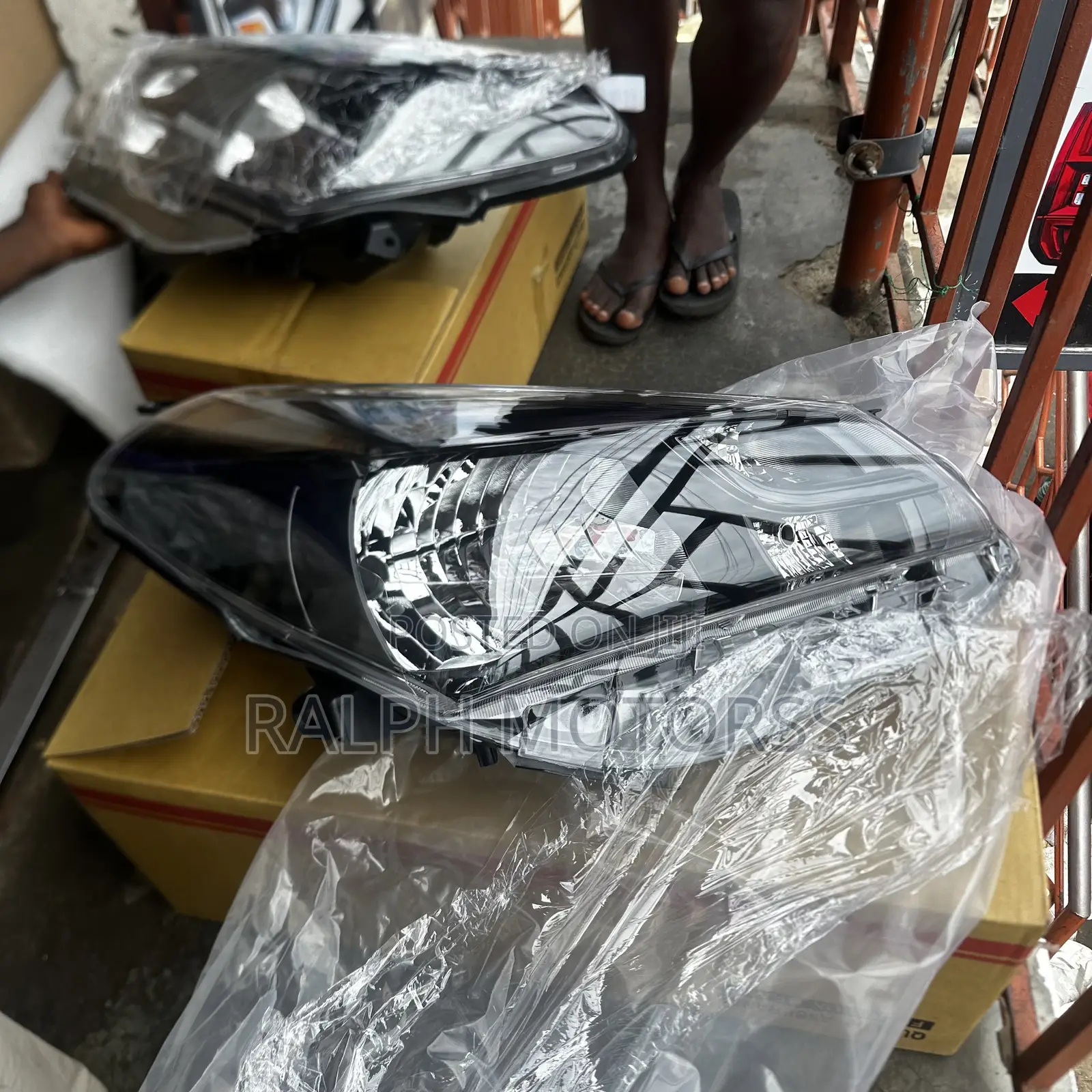 Toyota Vitz 2014-2016 Headlight Pair