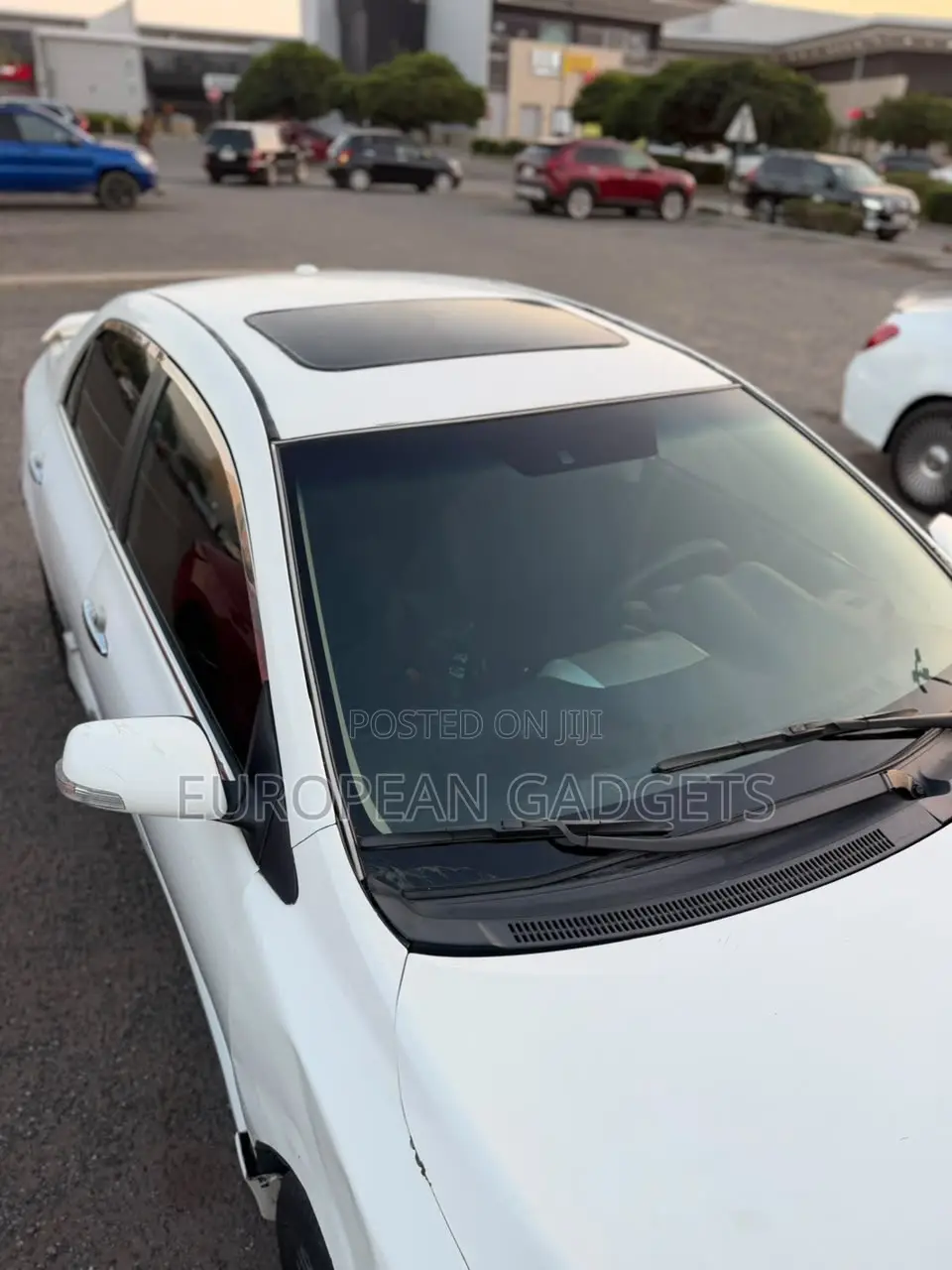 Toyota Corolla S Special Edition 4dr Sedan (1.8L 4cyl 4A) 2013 White