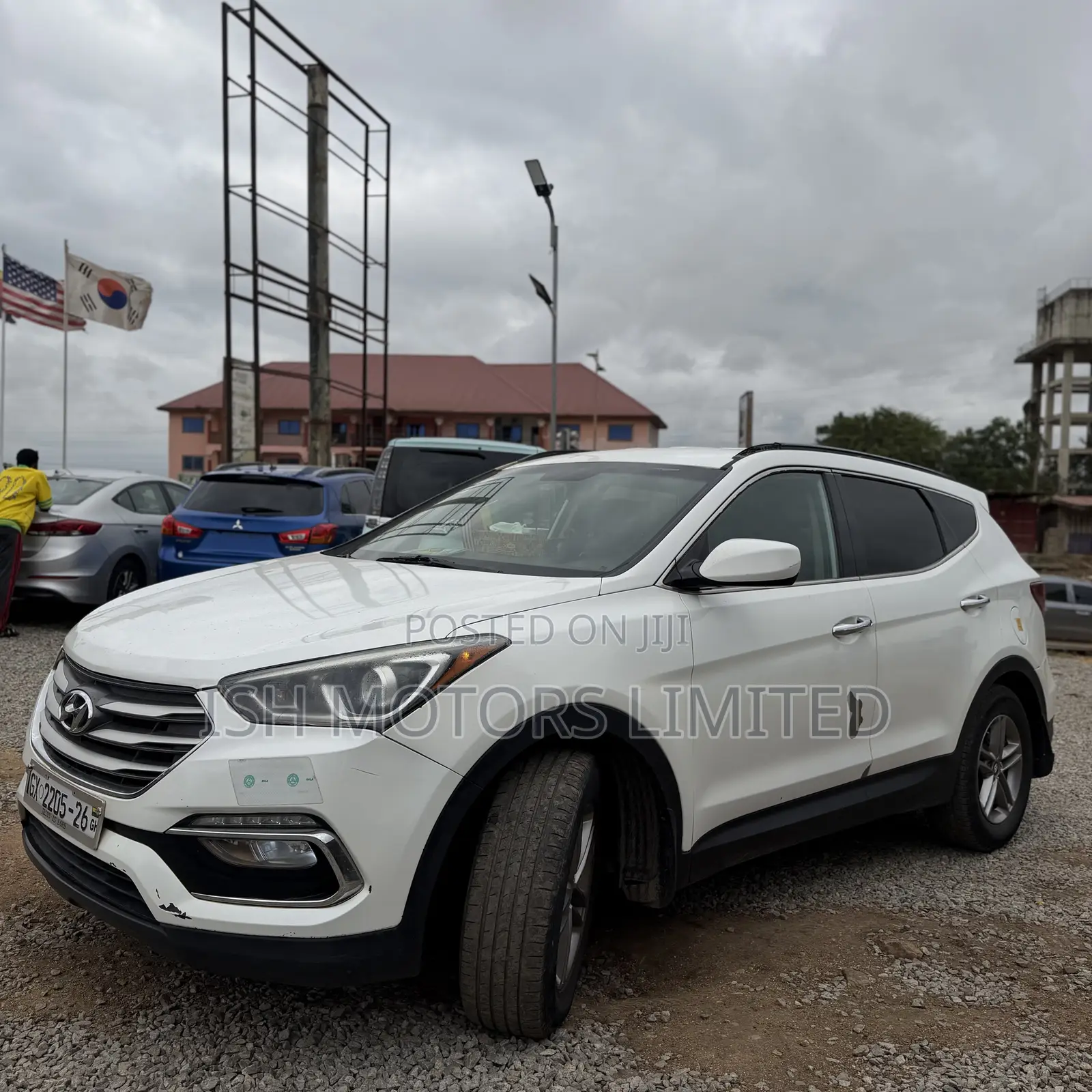 Hyundai Santa Fe Limited Ultimate AWD 2017 White