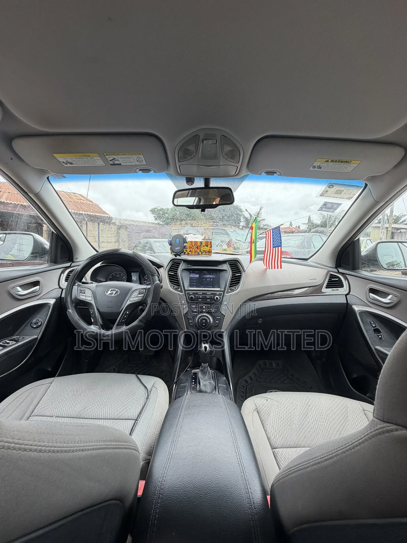 Hyundai Santa Fe Limited Ultimate AWD 2017 White