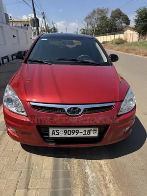 Hyundai i30 1.6 2008 Red