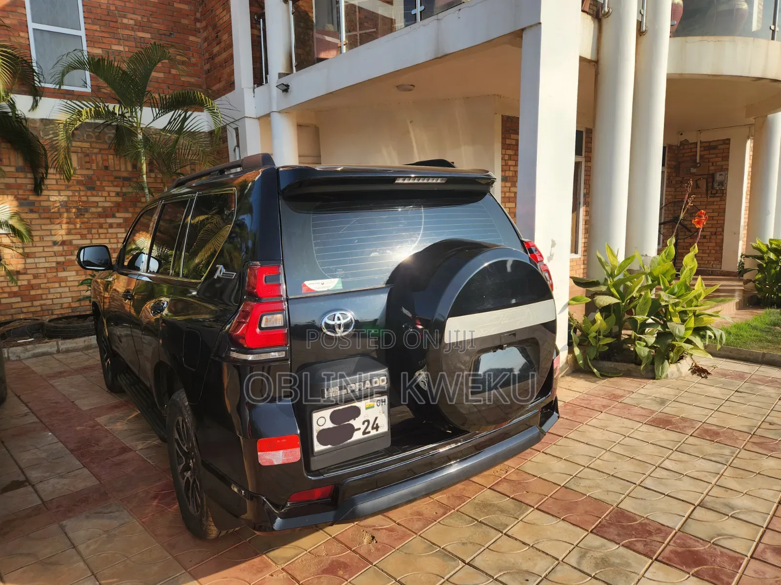 Toyota Land Cruiser Prado 2.7 2017 Black