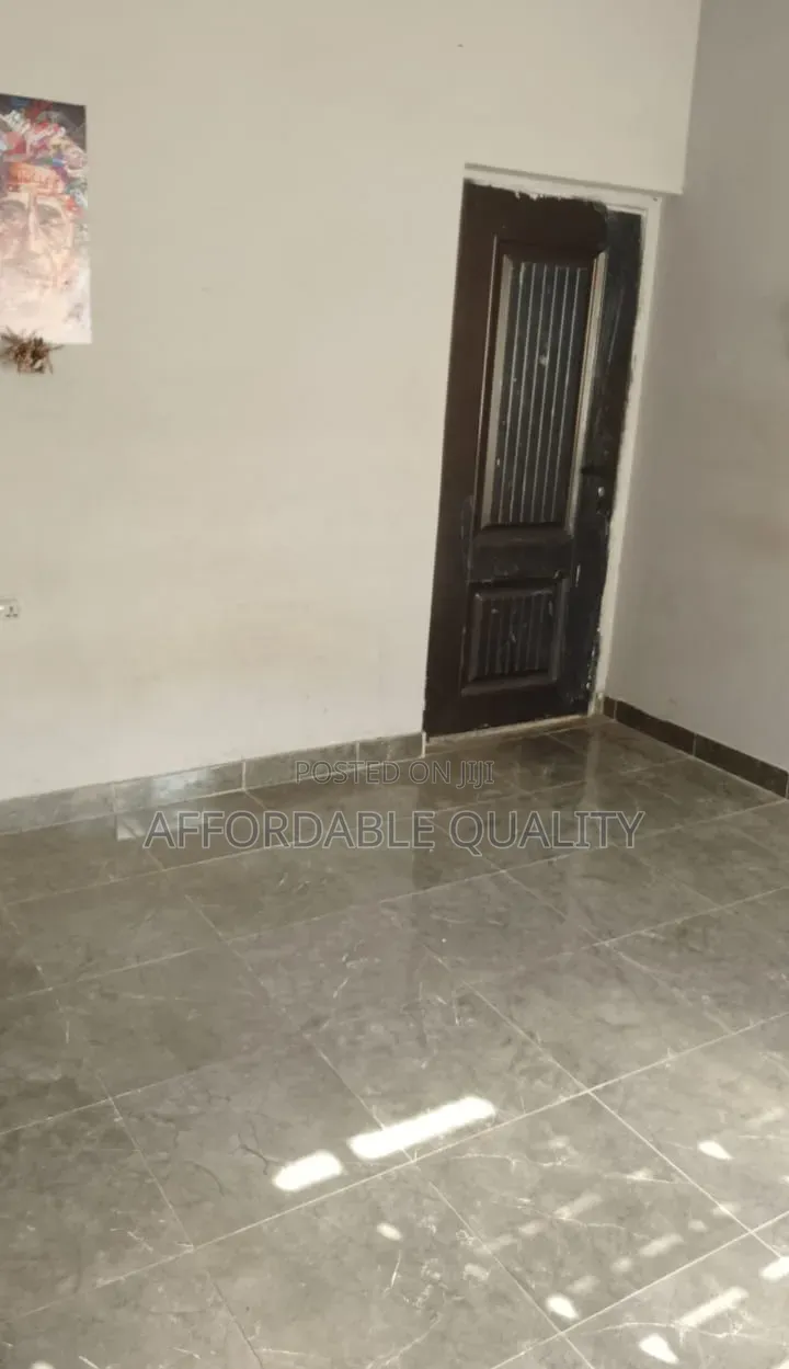 1bdrm Apartment in Near Regimanuel, Adenta for rent