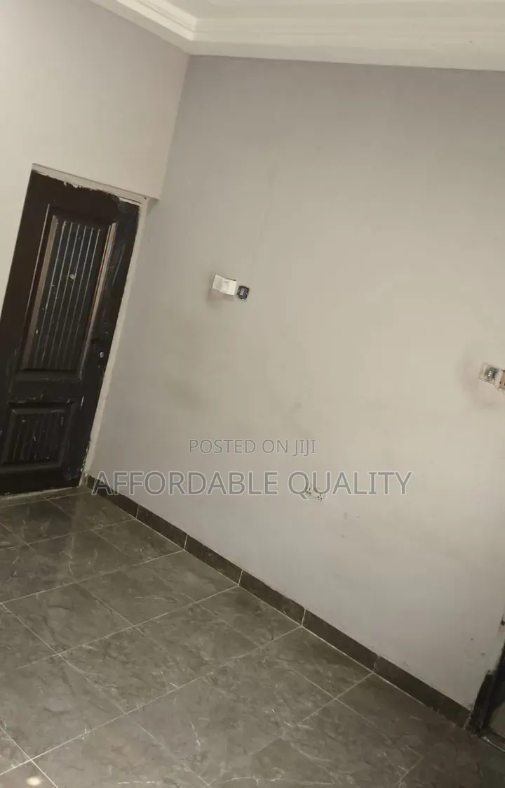 1bdrm Apartment in Near Regimanuel, Adenta for rent