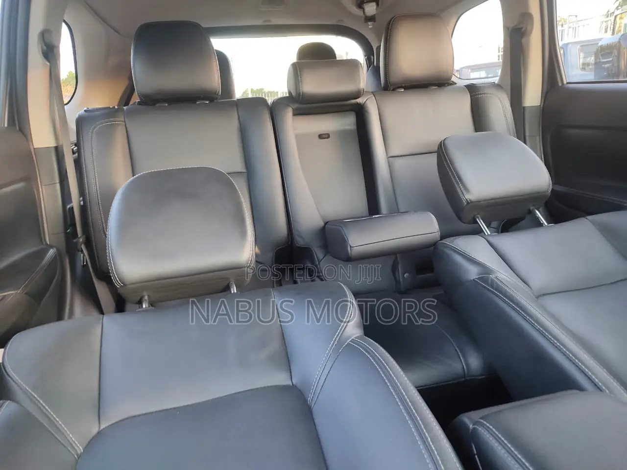 Mitsubishi Outlander SEL AWC 2019 Gray