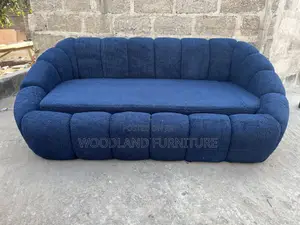 Cloud Comfort. Sculpted Style.