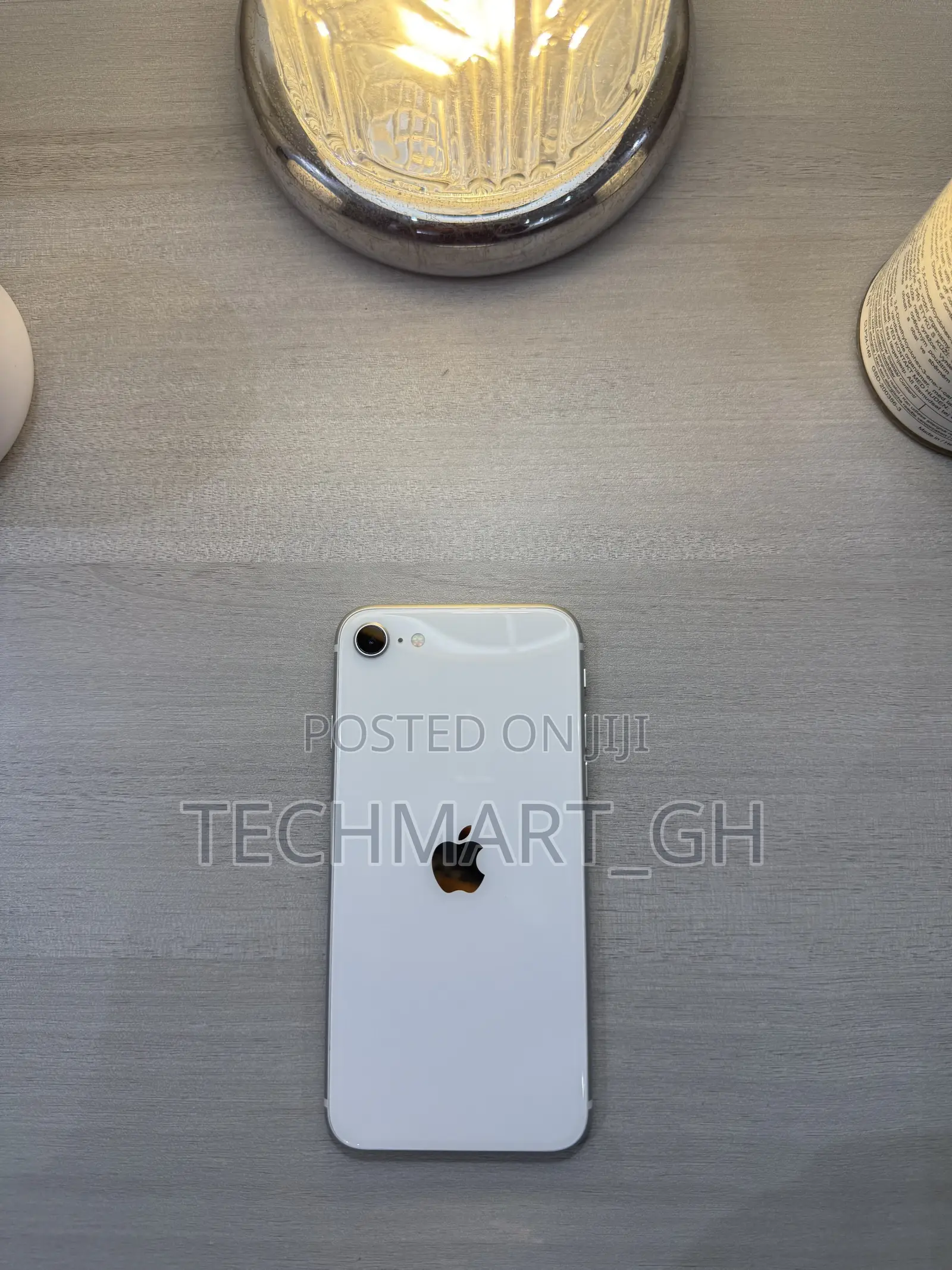 Apple iPhone SE (2020) 64 GB White