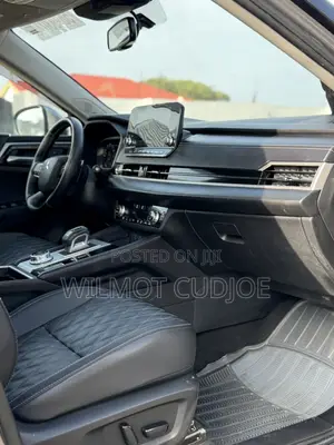Mitsubishi Outlander SEL AWD 2025 Silver