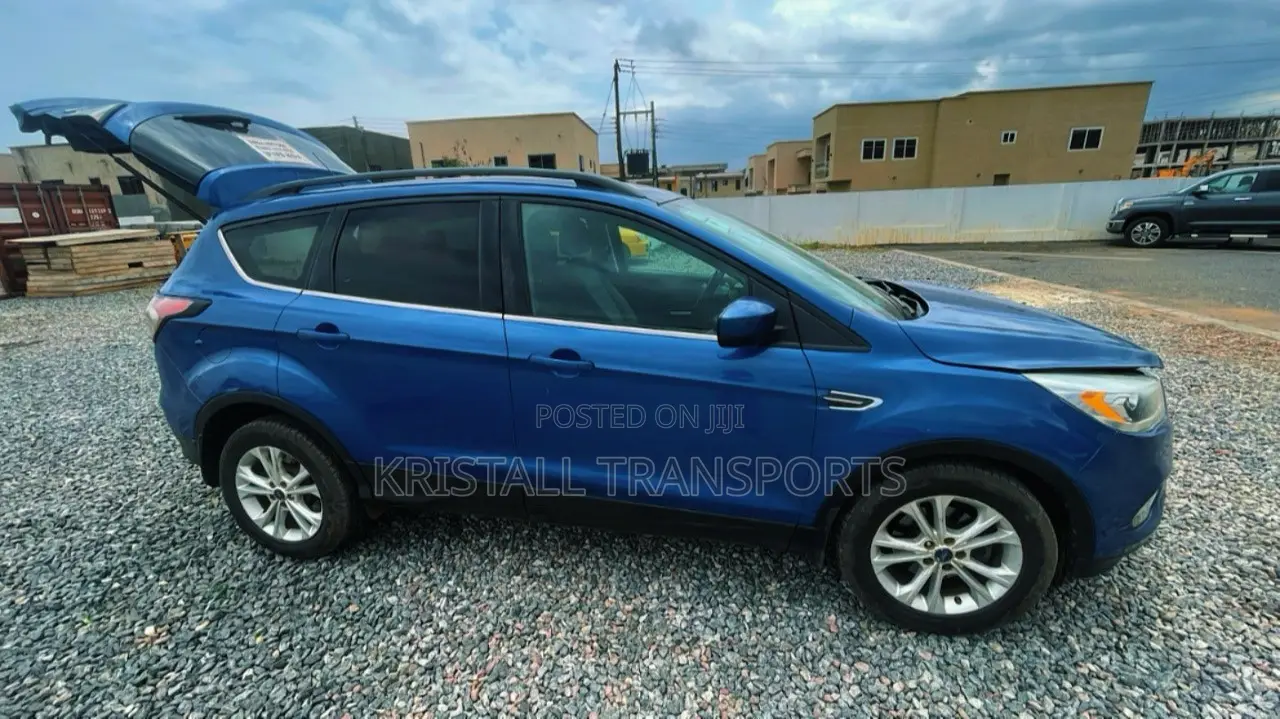 Ford Escape SE 4x4 2017 Blue