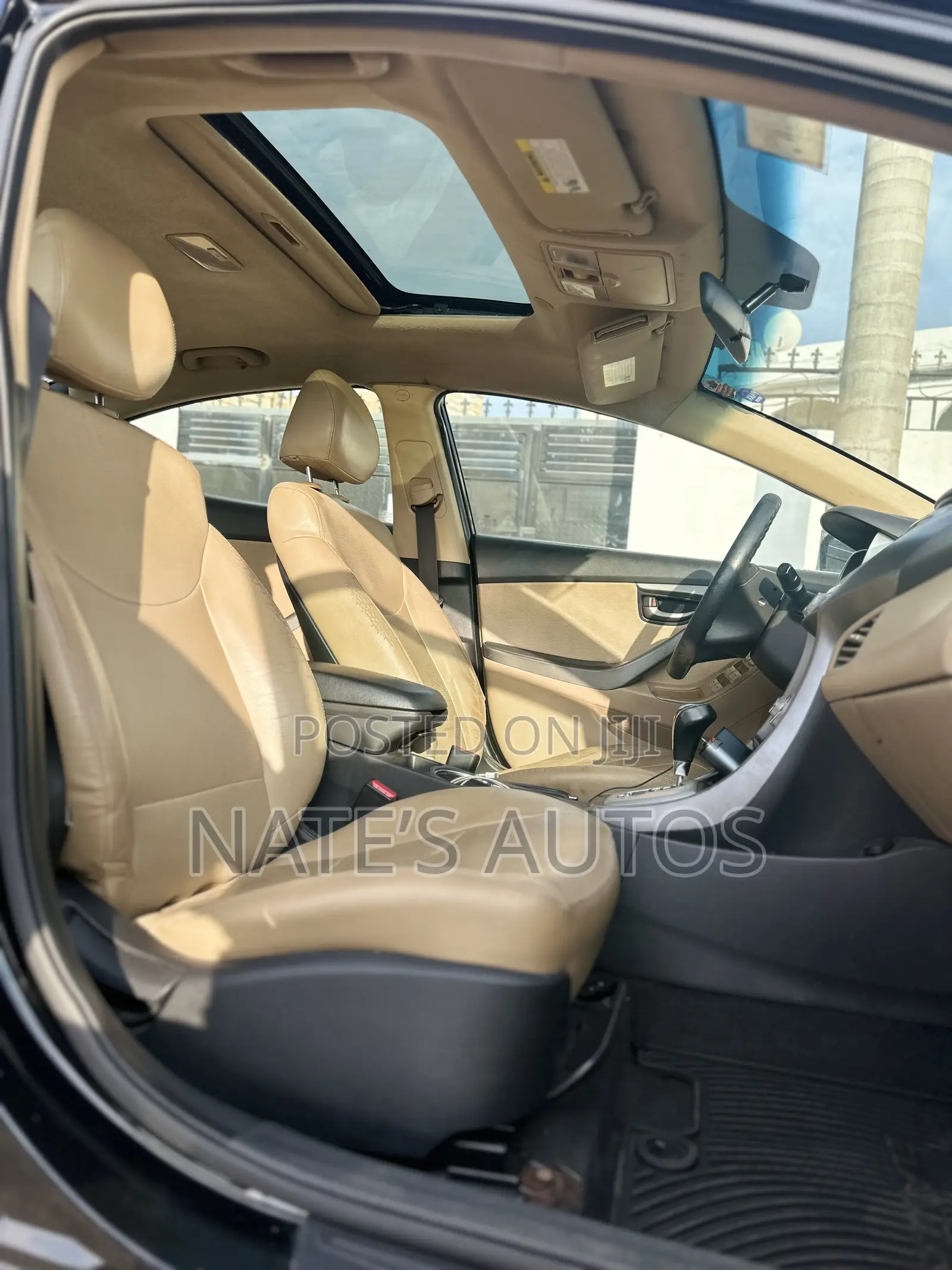 Hyundai Elantra Limited Sedan FWD (1.8L 4cyl 6A) 2013 Black