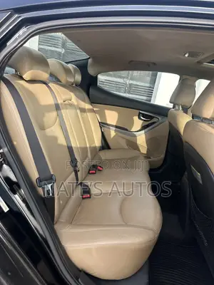 Hyundai Elantra Limited Sedan FWD (1.8L 4cyl 6A) 2013 Black