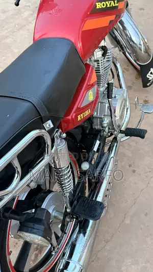 Royal RY125 2026 Red