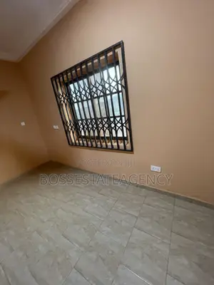 3bdrm Apartment in Boss Estate Agency, Police Station for rent