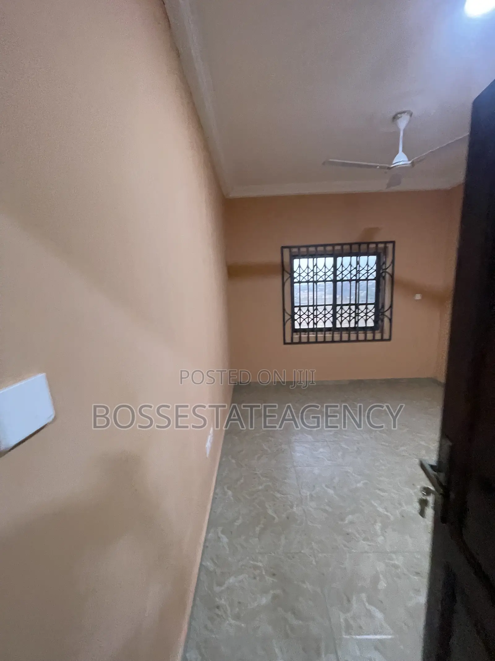 3bdrm Apartment in Boss Estate Agency, Police Station for rent