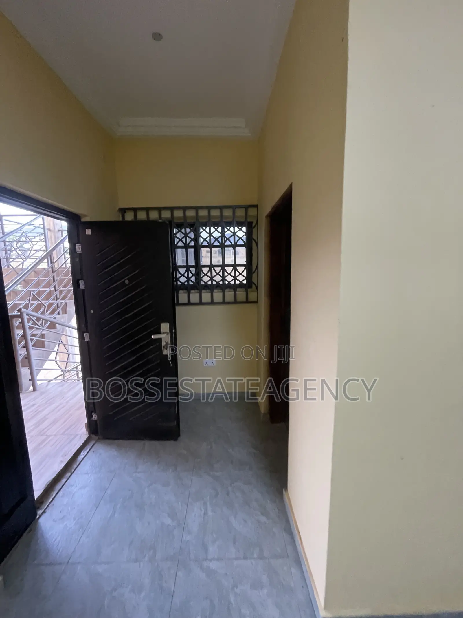 3bdrm Apartment in Boss Estate Agency, Police Station for rent