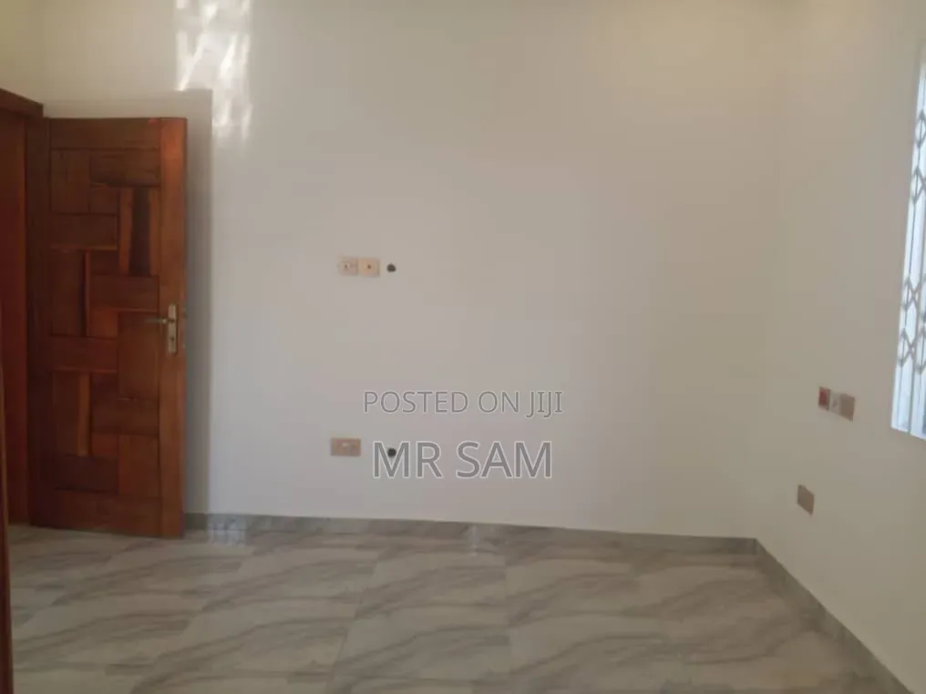 2bdrm House in Ablekuma Canada, Ga South Municipal for rent
