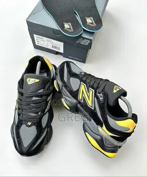 New Balance “Black,ash & Yellow”