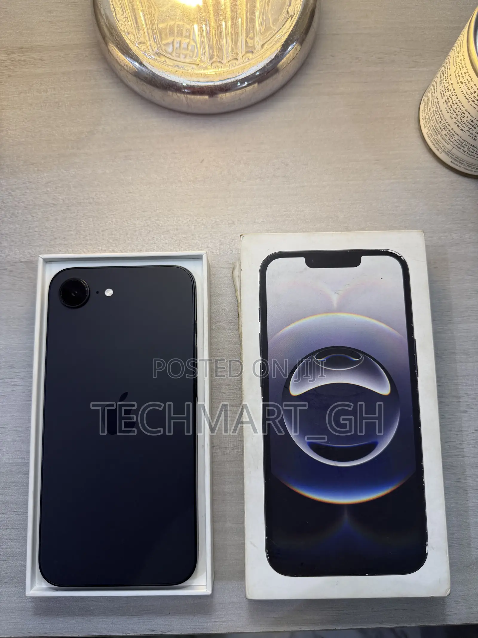 Apple iPhone 16e 128 GB Black