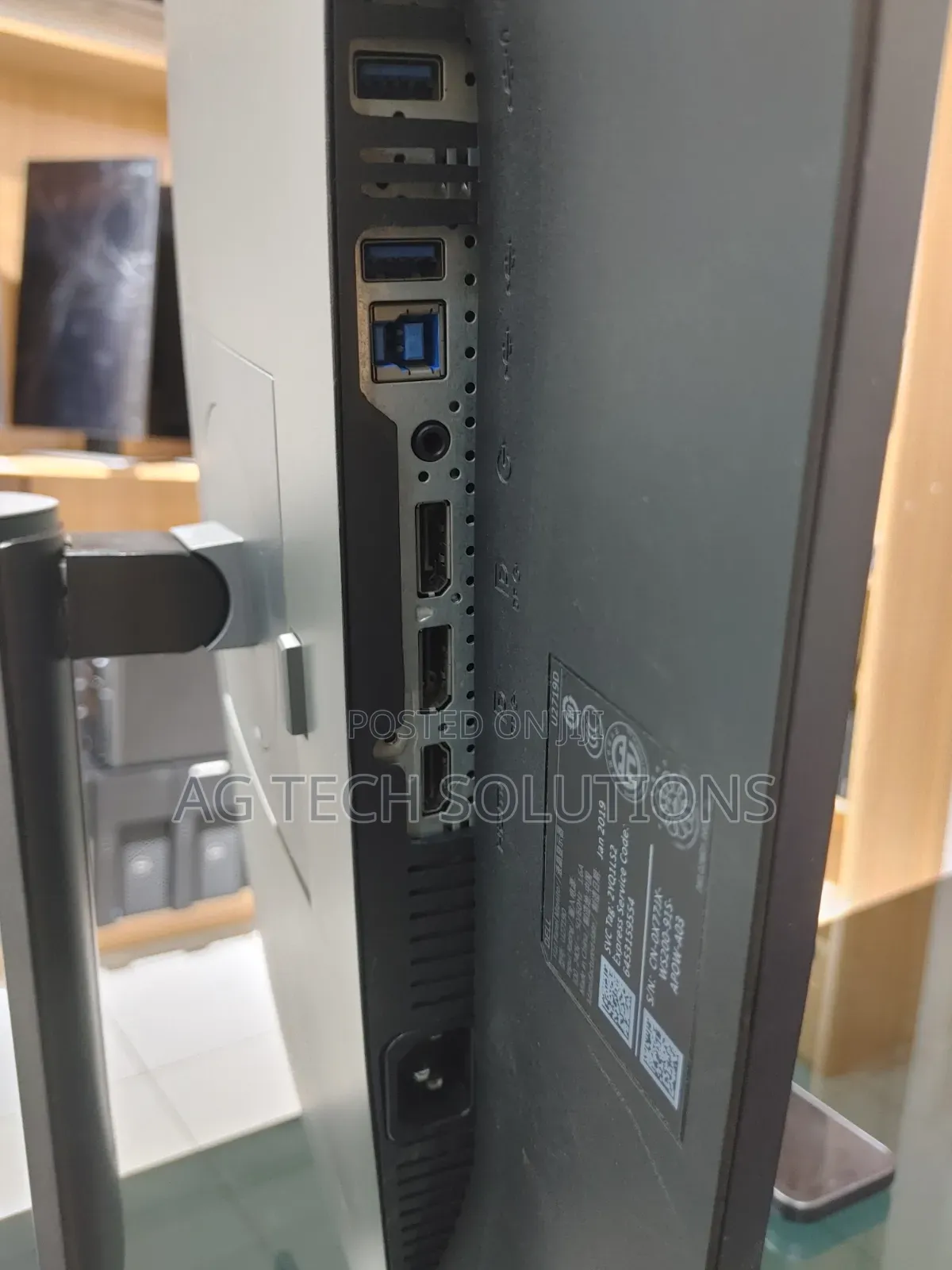 Dell Ultra Sharp 27" Edgeless Monitor