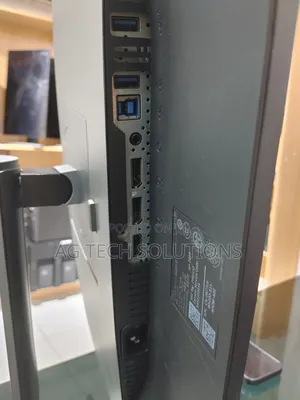Dell Ultra Sharp 27" Edgeless Monitor