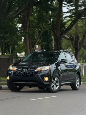 Toyota RAV4 XLE 4dr SUV (2.5L 4cyl 6A) 2015 Matt Black
