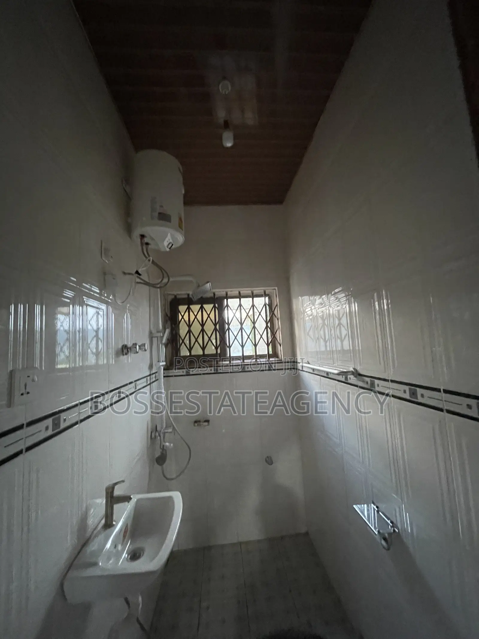 1bdrm Apartment in Boss Estate Agency, Sasaabi for rent