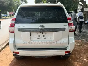 Toyota Land Cruiser 4.0 V6 GXR 2017 White