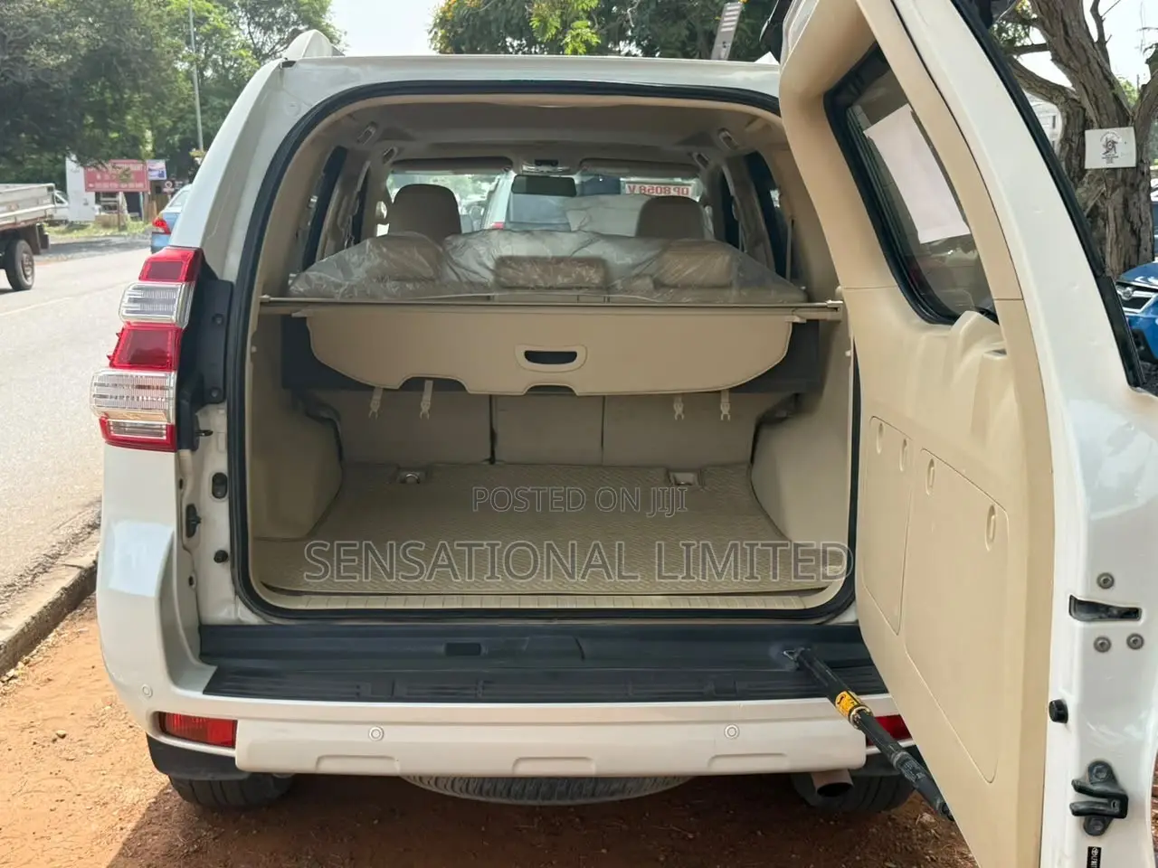 Toyota Land Cruiser 4.0 V6 GXR 2017 White