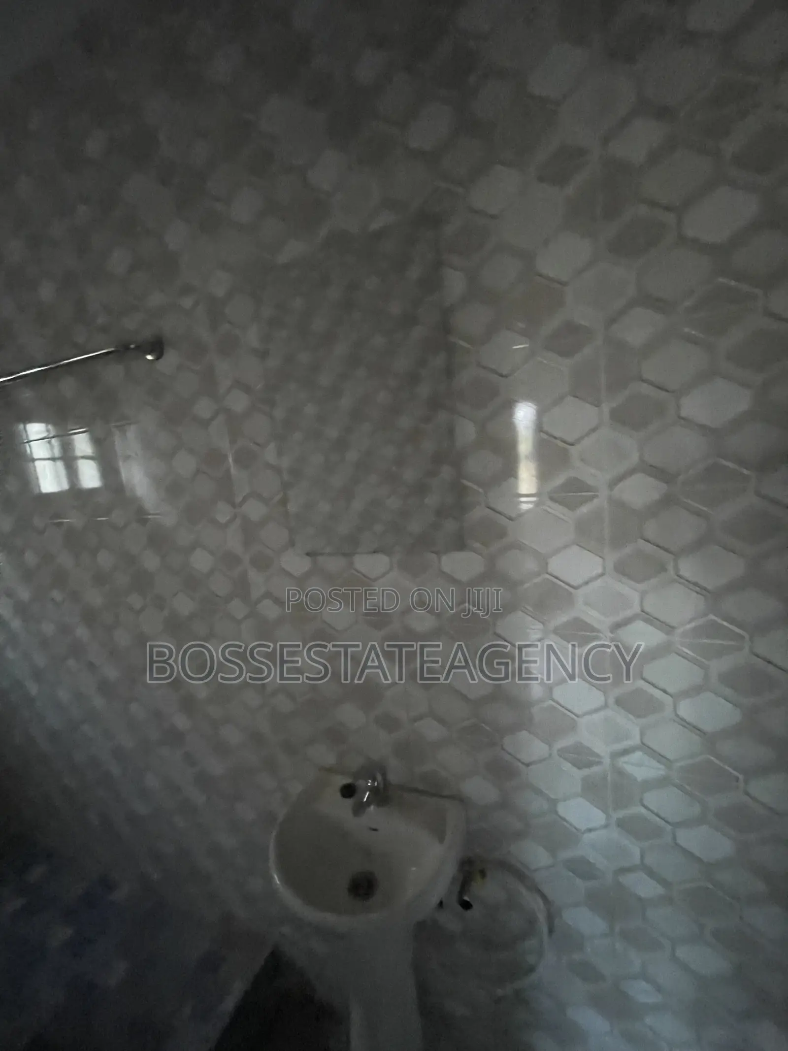 1bdrm Apartment in Boss Estate Agency, Sasaabi for rent