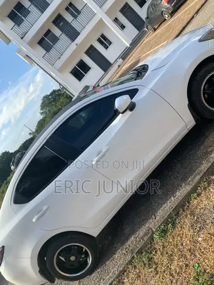 Toyota Yaris iA 1.5 FWD 2017 White