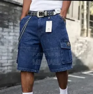Baggy Cargo Bermuda Shorts