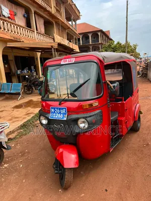 Bajaj RE 2026 Red