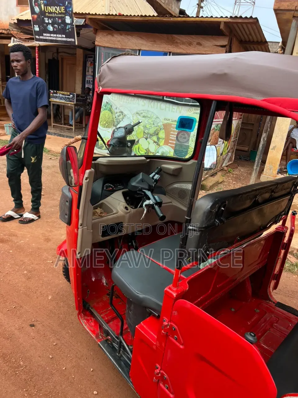 Bajaj RE 2026 Red