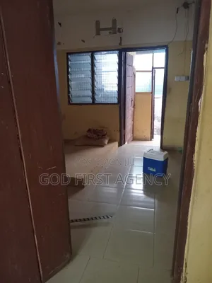 2bdrm Apartment in Tabora, Nyanmekye for rent