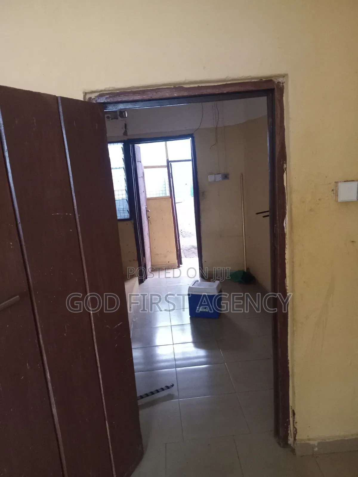 2bdrm Apartment in Tabora, Nyanmekye for rent