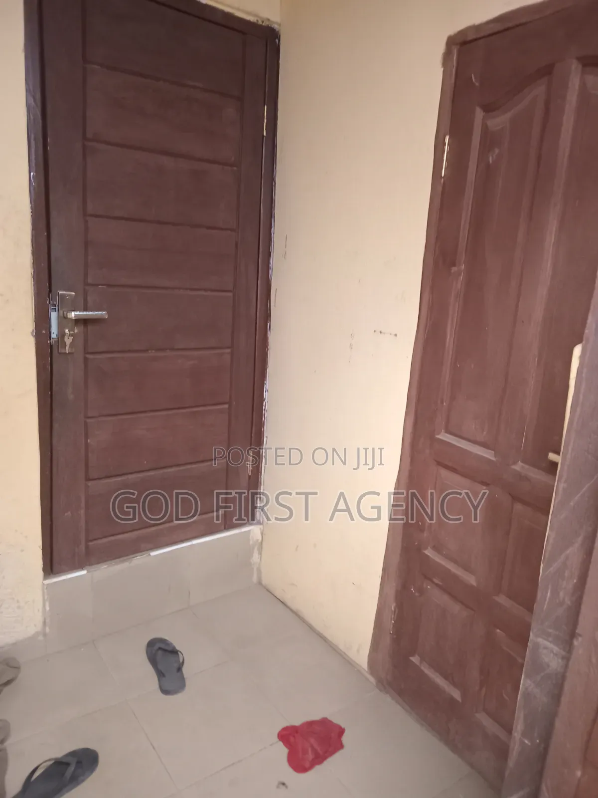 2bdrm Apartment in Tabora, Nyanmekye for rent