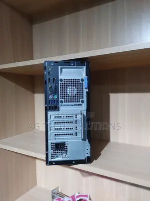 Desktop Computer Dell Optiplex 7050 8GB Intel Core i7 HDD 500GB