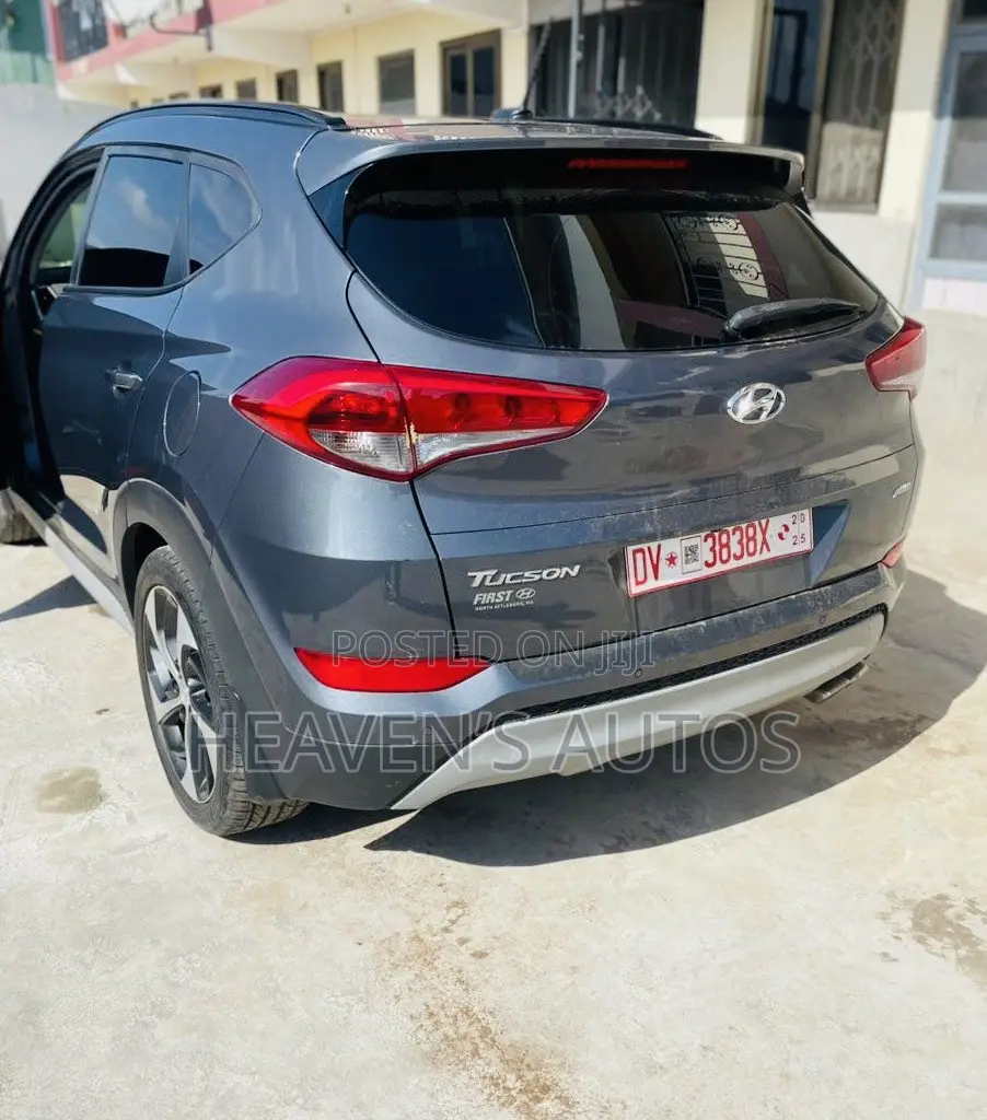 Hyundai Tucson 2017 Gray
