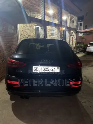 Audi Q3 2013 Black