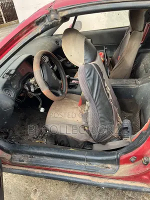 Honda CR-X 1997 Red